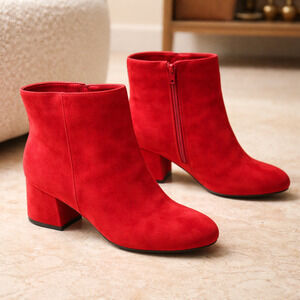 MOODY-01  3" Chunky Heel Bootie by Bamboo size 7